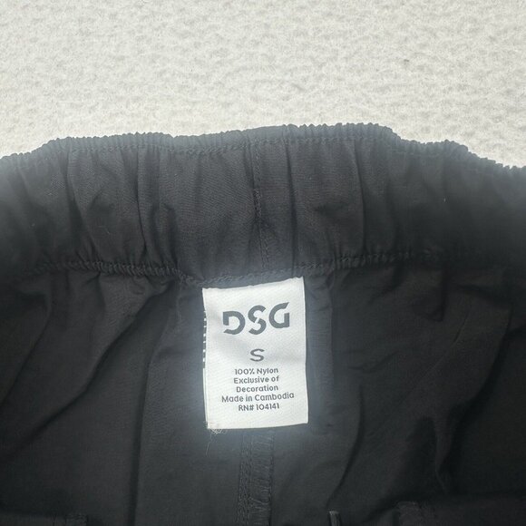 DSG Women's Notched Woven Shorts, Size Small, Black - Picture 4 of 8